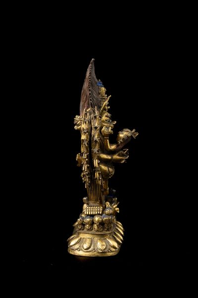 Rara figura di Yamantaka in bronzo, Cina, Dinastia Qing, epoca Qianlong, XVIII secolo  - Asta Fine Asian Works of Art - Associazione Nazionale - Case d'Asta italiane