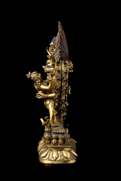 Rara figura di Yamantaka in bronzo, Cina, Dinastia Qing, epoca Qianlong, XVIII secolo  - Asta Fine Asian Works of Art - Associazione Nazionale - Case d'Asta italiane