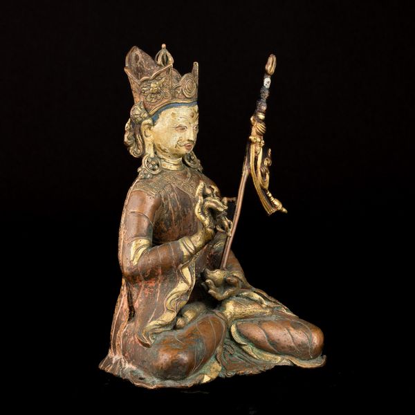 Importante e rara figura di Padmasambhava in rame parzialmente dorato, Tibet, XV - XVI secolo  - Asta Fine Asian Works of Art - Associazione Nazionale - Case d'Asta italiane