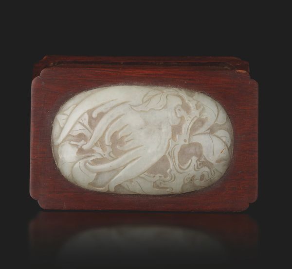 Scatola in legno Homu con coperchio con placca in giada bianca con decoro naturalistico, Cina, Dinastia Qing, XIX secolo  - Asta Fine Asian Works of Art - Associazione Nazionale - Case d'Asta italiane