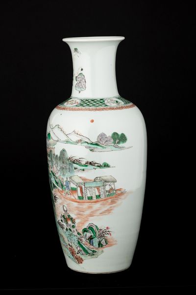 Vaso in porcellana Famiglia Verde con paesaggio e personaggi, Cina, XIX secolo  - Asta Fine Asian Works of Art - Associazione Nazionale - Case d'Asta italiane