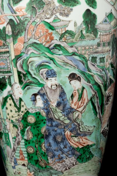 Vaso in porcellana Famiglia Verde con paesaggio e personaggi, Cina, XIX secolo  - Asta Fine Asian Works of Art - Associazione Nazionale - Case d'Asta italiane