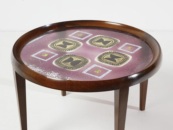 MANIFATTURA ITALIANA : Due tavolini con piano decorato a motivi astratti  - Asta Asta 458 | DESIGN E ARTI DECORATIVE DEL NOVECENTO Online - Associazione Nazionale - Case d'Asta italiane