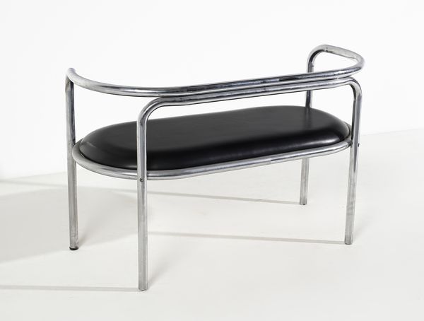 AULENTI GAE (1927 - 2012) : Coppia di divanetti della serie Locus Solus per Poltronova, Firenze  - Asta Asta 458 | DESIGN E ARTI DECORATIVE DEL NOVECENTO Online - Associazione Nazionale - Case d'Asta italiane