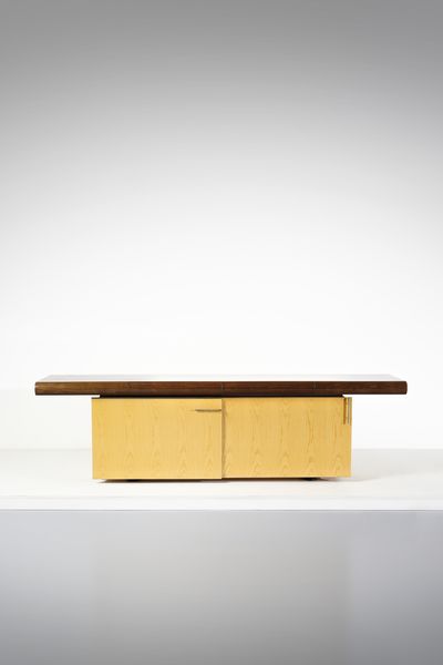 OFFREDI GIOVANNI (1927 - 2007) : attribuito. Credenza probabile produzione per Saporiti, Besnate  - Asta Asta 458 | DESIGN E ARTI DECORATIVE DEL NOVECENTO Online - Associazione Nazionale - Case d'Asta italiane