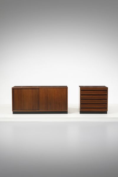 BORSANI OSVALDO (1911 - 1985) : Cassettiera e credenza ad ante scorrevoli perTecno, Varedo  - Asta Asta 458 | DESIGN E ARTI DECORATIVE DEL NOVECENTO Online - Associazione Nazionale - Case d'Asta italiane