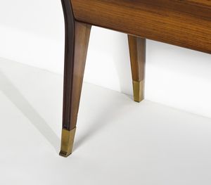 BORSANI OSVALDO (1911 - 1985) : attribuito. Buffet con specchiera per Arredamento Borsani, Varedo  - Asta Asta 458 | DESIGN E ARTI DECORATIVE DEL NOVECENTO Online - Associazione Nazionale - Case d'Asta italiane