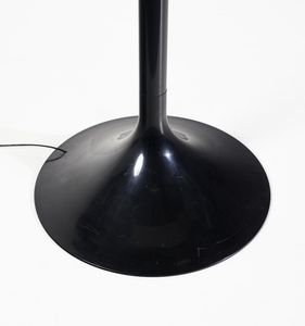 GRUPPO B.B.P.R. (BELGIOIOSO, PERESSUTI & ROGERS) : Lampada piantana appendiabiti mod. 4706 per Kartell, Milano  - Asta Asta 458 | DESIGN E ARTI DECORATIVE DEL NOVECENTO Online - Associazione Nazionale - Case d'Asta italiane