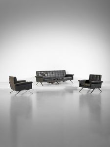 PARISI ICO (1916 - 1996) - Divano a tre posti e coppia di poltrone mod. 875 per Cassina, Meda