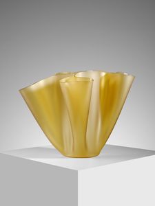 CHIESA PIETRO (1892 - 1948) - Vaso Cartoccio mod. 2029 per Fontana Arte, Milano