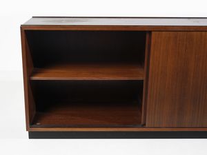 BORSANI OSVALDO (1911 - 1985) : Cassettiera e credenza ad ante scorrevoli perTecno, Varedo  - Asta Asta 458 | DESIGN E ARTI DECORATIVE DEL NOVECENTO Online - Associazione Nazionale - Case d'Asta italiane