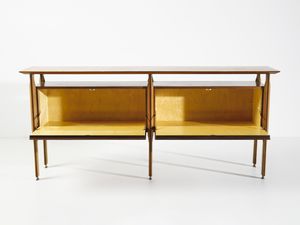 MANIFATTURA ITALIANA : Credenza a due stipi con apertura a ribalta  - Asta Asta 458 | DESIGN E ARTI DECORATIVE DEL NOVECENTO Online - Associazione Nazionale - Case d'Asta italiane