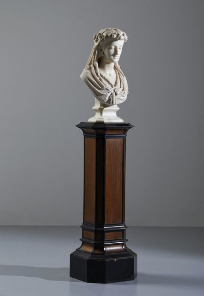 ZANNONI UGO (1836 - 1898) : Busto di fanciulla con velo e ghirlanda di fiori  - Asta Asta 460 | ARTE ANTICA E DEL XIX SECOLO - Da una dimora veneta e altre committenze Tradizionale - Associazione Nazionale - Case d'Asta italiane