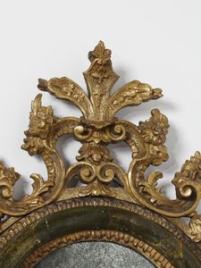 MANIFATTURA VENEZIANA DEL XVIII SECOLO : Quattro specchiere in legno parzialmente dorato e laccato a finto marmo verde, decorazioni esterne in legno intagliato e dorato a motivi fitomorfi e a volute, maschera grottesca a supporto della parte inferiore  - Asta Asta 460 | ARTE ANTICA E DEL XIX SECOLO - Da una dimora veneta e altre committenze Tradizionale - Associazione Nazionale - Case d'Asta italiane