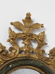 MANIFATTURA VENEZIANA DEL XVIII SECOLO : Quattro specchiere in legno parzialmente dorato e laccato a finto marmo verde, decorazioni esterne in legno intagliato e dorato a motivi fitomorfi e a volute, maschera grottesca a supporto della parte inferiore  - Asta Asta 460 | ARTE ANTICA E DEL XIX SECOLO - Da una dimora veneta e altre committenze Tradizionale - Associazione Nazionale - Case d'Asta italiane