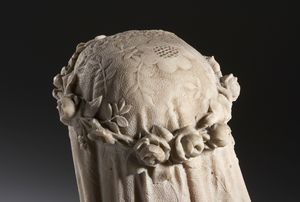 ZANNONI UGO (1836 - 1898) : Busto di fanciulla con velo e ghirlanda di fiori  - Asta Asta 460 | ARTE ANTICA E DEL XIX SECOLO - Da una dimora veneta e altre committenze Tradizionale - Associazione Nazionale - Case d'Asta italiane