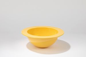 Pompeo  Pianezzola - Grande centrotavola giallo