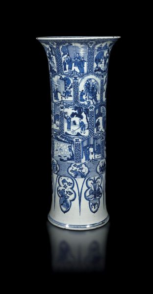 Grande e importante vaso in porcellana bianco e blu raffigurante 24 scene di piet filiale entro riserve sagomate, Cina, Dinastia Qing, epoca Kangxi (1662-1722)  - Asta Arte Orientale - Associazione Nazionale - Case d'Asta italiane