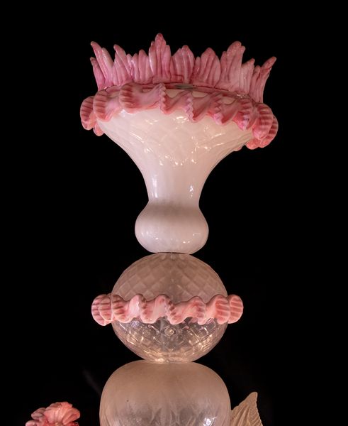 Lampadario Murano italiano color rosa  - Asta Mobili, Oggetti d'arte e Vetri da collezione - Associazione Nazionale - Case d'Asta italiane