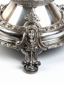 James Dixon & Sons : Lampada inglese in metallo argentato  - Asta Mobili, Oggetti d'arte e Vetri da collezione - Associazione Nazionale - Case d'Asta italiane