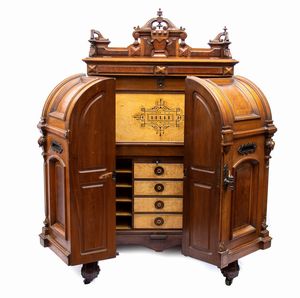 Wooton Desk americano  - Asta Mobili, Oggetti d'arte e Vetri da collezione - Associazione Nazionale - Case d'Asta italiane