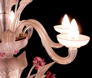 Lampadario Murano italiano color rosa  - Asta Mobili, Oggetti d'arte e Vetri da collezione - Associazione Nazionale - Case d'Asta italiane