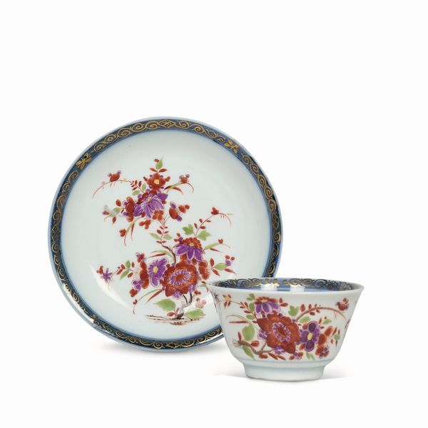 Rara tazza con piattino<BR>Meissen, 1725-1730<BR>  - Asta Maioliche e Porcellane da Collezione - Associazione Nazionale - Case d'Asta italiane