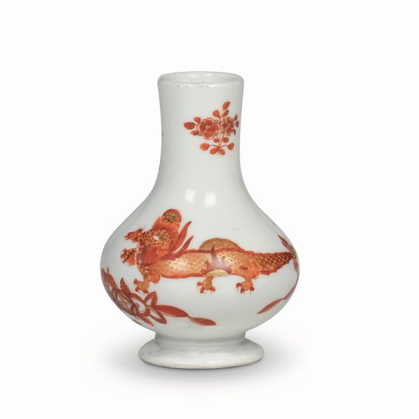 Bottiglietta porta profumo<BR>Meissen, verso il 1735<BR>  - Asta Maioliche e Porcellane da Collezione - Associazione Nazionale - Case d'Asta italiane