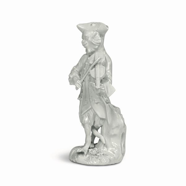 Figurina di scimmietta musicante <BR>Meissen, 1755 circa <BR>Modello di J.J.Kaendler<BR>  - Asta Maioliche e Porcellane da Collezione - Associazione Nazionale - Case d'Asta italiane