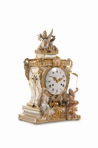 Orologio da tavolo<BR>Napoli, Real Fabbrica Ferdinandea, 1775 circa  - Asta Maioliche e Porcellane da Collezione - Associazione Nazionale - Case d'Asta italiane