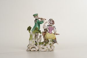 Gruppo allegorico<BR>Meissen, verso il 1760 <BR>Probabile modello di Peter Reinicke<BR>  - Asta Maioliche e Porcellane da Collezione - Associazione Nazionale - Case d'Asta italiane