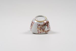 Tazza alla sassone<BR>Doccia, Manifattura Ginori, 1745-1750 circa  - Asta Maioliche e Porcellane da Collezione - Associazione Nazionale - Case d'Asta italiane