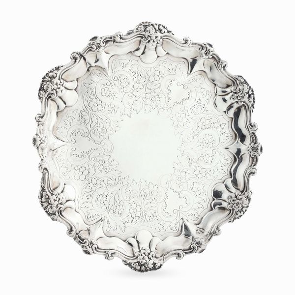 Salver. Londra, 1833. Argentiere Edward, Edward Jr., John and W. Barnard  - Asta Argenti da collezione | Antichi - Associazione Nazionale - Case d'Asta italiane