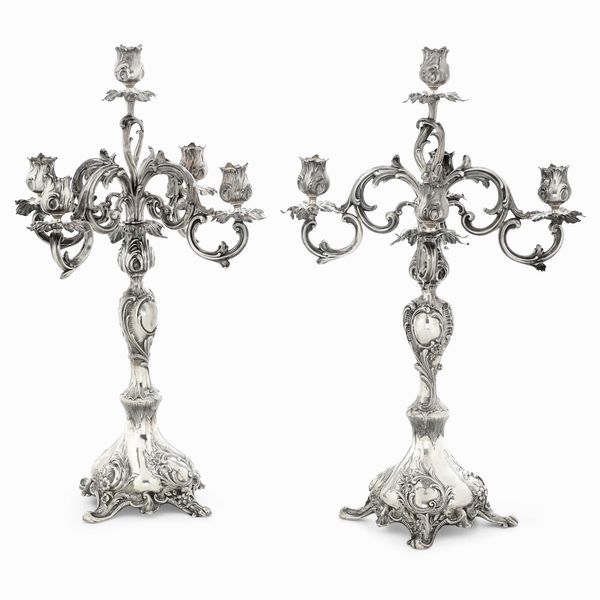 Coppia di candelabri a cinque fiamme. Germania, XIX-XX secolo  - Asta Argenti da collezione | Antichi - Associazione Nazionale - Case d'Asta italiane