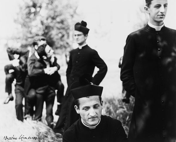 Mario Giacomelli : Io non ho mani che mi accarezzino il volto  - Asta Fotografia: Under 1K - Associazione Nazionale - Case d'Asta italiane