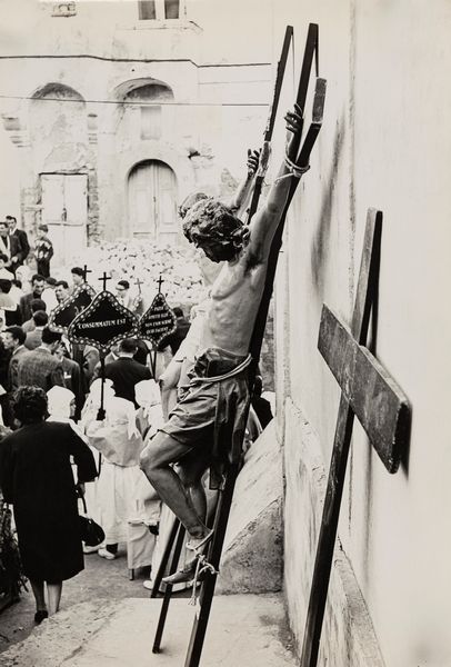 Eugenio Greco : Senza titolo (Processione del Cristo morto, Napoli)  - Asta Fotografia: Under 1K - Associazione Nazionale - Case d'Asta italiane