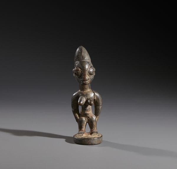 Scultura gemello Ibeji singola. Yoruba - Nigeria.  - Asta Asta 464 | WUNDERKAMMER, CURIOSITIES & ETNOGRAFICA - GENIUS & ART Online - Associazione Nazionale - Case d'Asta italiane