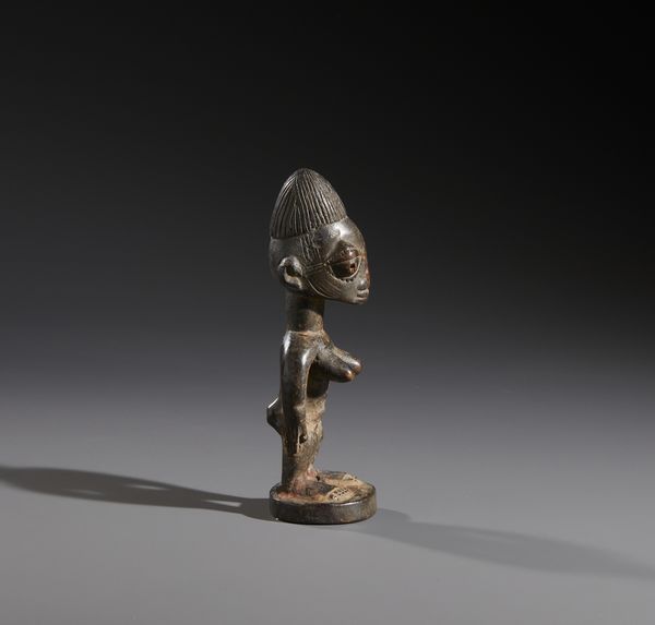 Scultura gemello Ibeji singola. Yoruba - Nigeria.  - Asta Asta 464 | WUNDERKAMMER, CURIOSITIES & ETNOGRAFICA - GENIUS & ART Online - Associazione Nazionale - Case d'Asta italiane