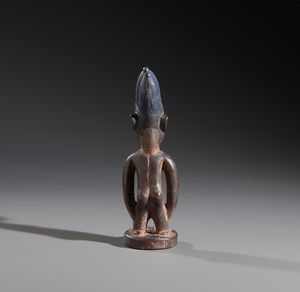 Scultura gemello Ibeji singola. Yoruba - Nigeria.  - Asta Asta 464 | WUNDERKAMMER, CURIOSITIES & ETNOGRAFICA - GENIUS & ART Online - Associazione Nazionale - Case d'Asta italiane