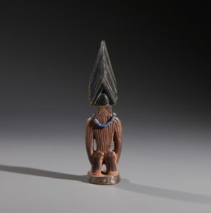 Scultura gemello Ibeji singola. Yoruba - Nigeria.  - Asta Asta 464 | WUNDERKAMMER, CURIOSITIES & ETNOGRAFICA - GENIUS & ART Online - Associazione Nazionale - Case d'Asta italiane