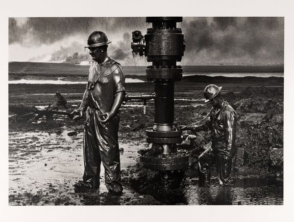 Sebastião Salgado : Greater Burhan Oil Field, Kuwait  - Asta Fotografia - Associazione Nazionale - Case d'Asta italiane