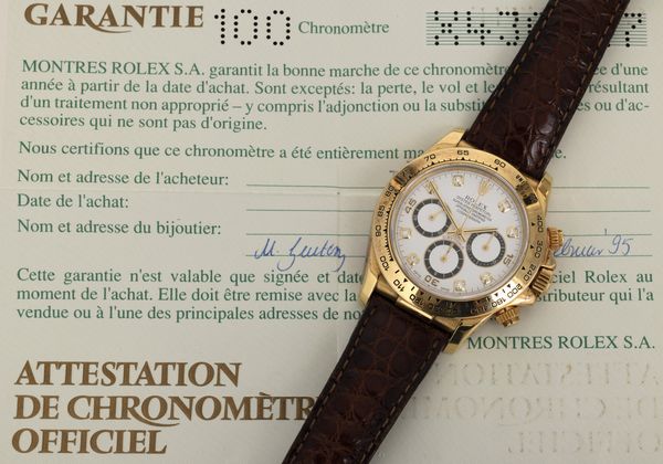 ROLEX : Daytona ref 16518, in oro giallo 18k, quadrante bianco indici in diamanti, mai lucidato, accompagnato da garanzia originale  - Asta Orologi da Polso - Associazione Nazionale - Case d'Asta italiane