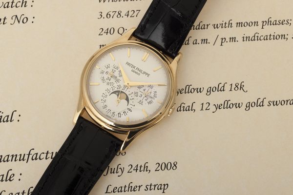 PATEK PHILIPPE : Orologio da polso ref 5140J calendario perpetuo in oro giallo 18k con indicazione dell'anno bisestile e fasi lunari, accompagnato da Estratto d'Archivio  - Asta Orologi da Polso - Associazione Nazionale - Case d'Asta italiane