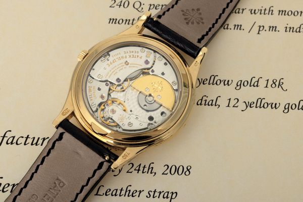 PATEK PHILIPPE : Orologio da polso ref 5140J calendario perpetuo in oro giallo 18k con indicazione dell'anno bisestile e fasi lunari, accompagnato da Estratto d'Archivio  - Asta Orologi da Polso - Associazione Nazionale - Case d'Asta italiane