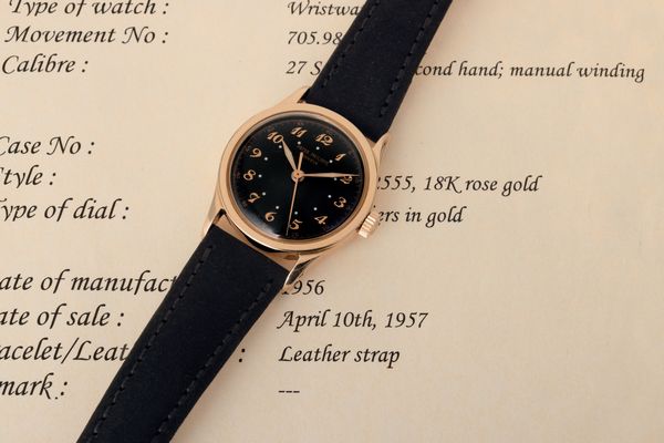 PATEK PHILIPPE : Raro ed affascinante Calatrava ref 2555 in oro rosa 18k, secondi centrali quadrante nero numeri Breguet applicati con Estratto d'Archivio  - Asta Orologi da Polso - Associazione Nazionale - Case d'Asta italiane