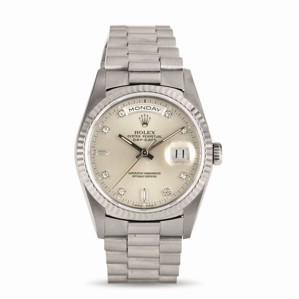 ROLEX : Elegante Daydate, ref 18239, in oro bianco 18k, quadrante Argent con indici in diamanti, bracciale President chiusura a scomparsa  - Asta Orologi da Polso - Associazione Nazionale - Case d'Asta italiane