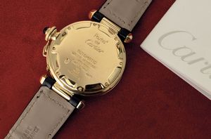 CARTIER : Pasha C ref 1035 in oro giallo 18k movimento automatico con datario, accompagnato da garanzia originale  - Asta Orologi da Polso - Associazione Nazionale - Case d'Asta italiane