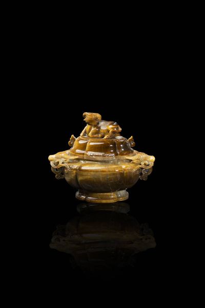 CENSER : Censer in dente di tigre  - Asta Arte Orientale  - Associazione Nazionale - Case d'Asta italiane