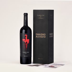 Argiolas - Dialogo Adagio - Turriga 2018 -  MAGNUM - Edizione limitata celebrativa