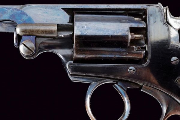 Raro revolver Adams a luminello in cassetta  - Asta Una Vasta Selezione di Armi da Fuoco Americane - Associazione Nazionale - Case d'Asta italiane